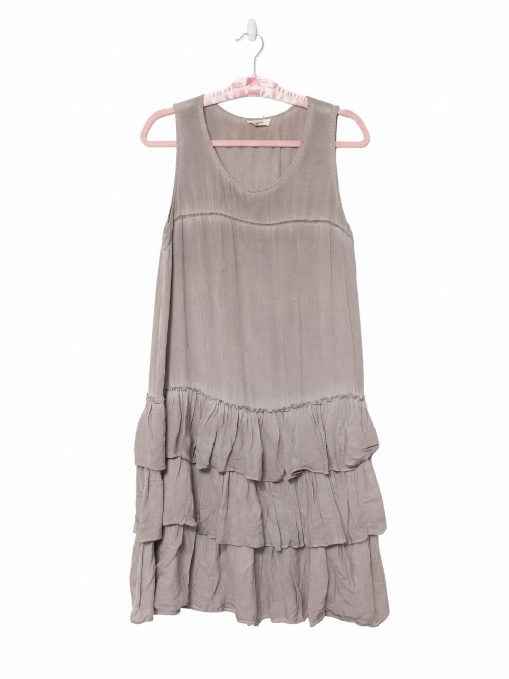 ODDY Sleeveless Tiered Ruffle Midi Dress in Taupe Gray